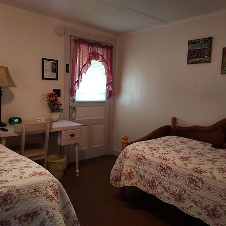 Serenity Motel Shaftsbury Buitenkant foto