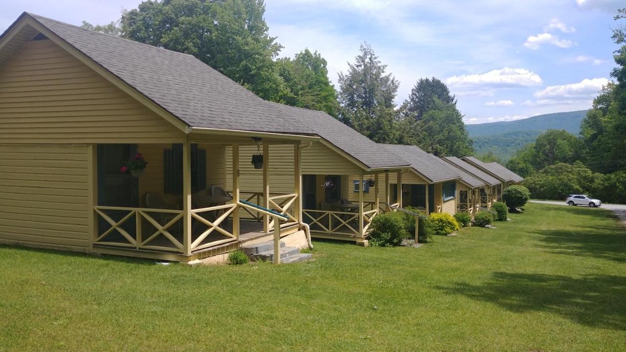 Serenity Motel Shaftsbury Buitenkant foto