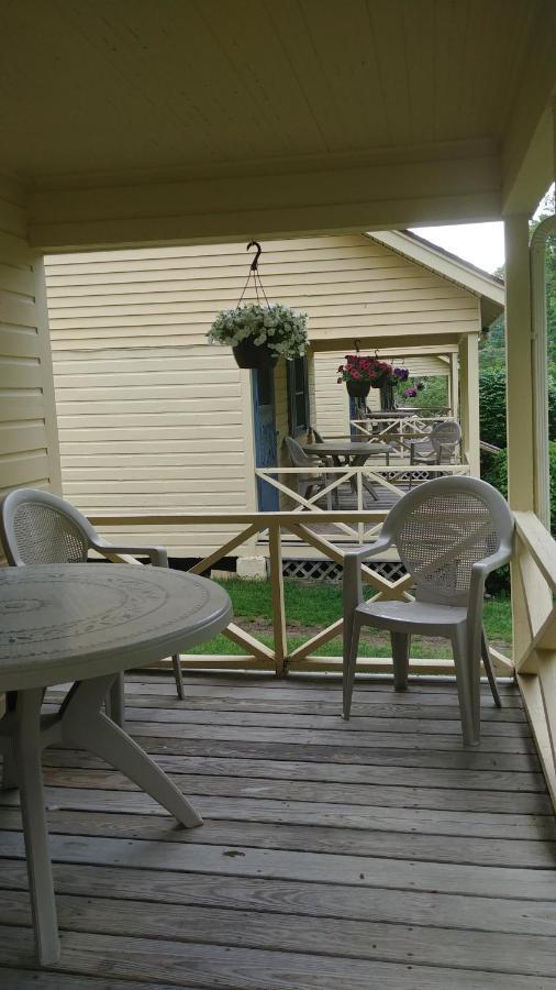 Serenity Motel Shaftsbury Buitenkant foto