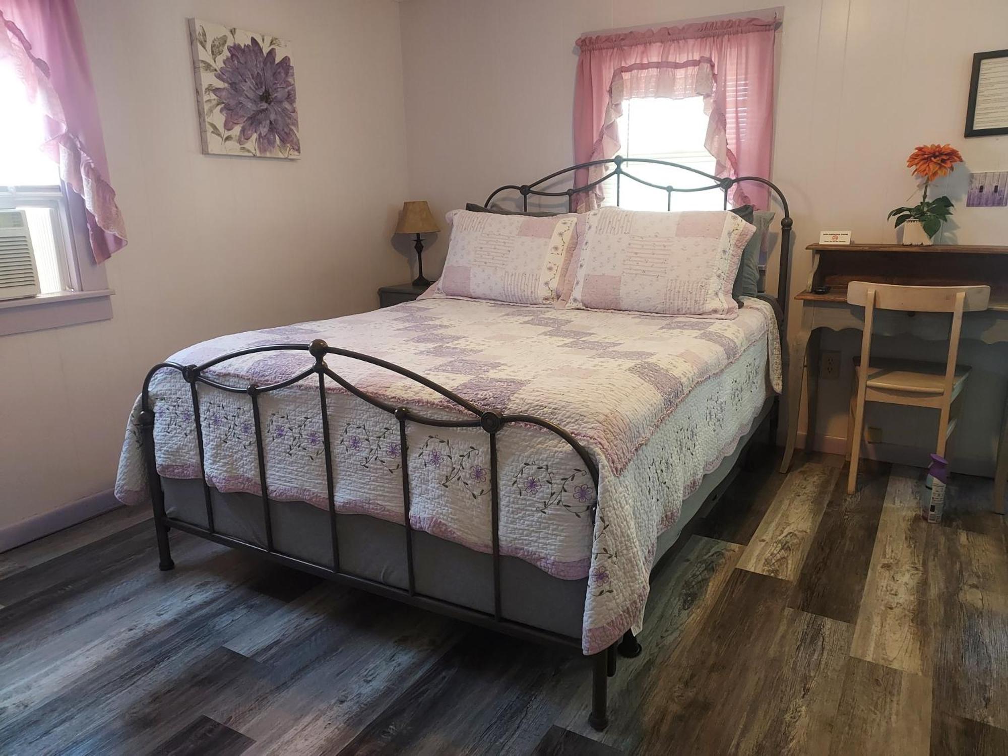 Serenity Motel Shaftsbury Buitenkant foto