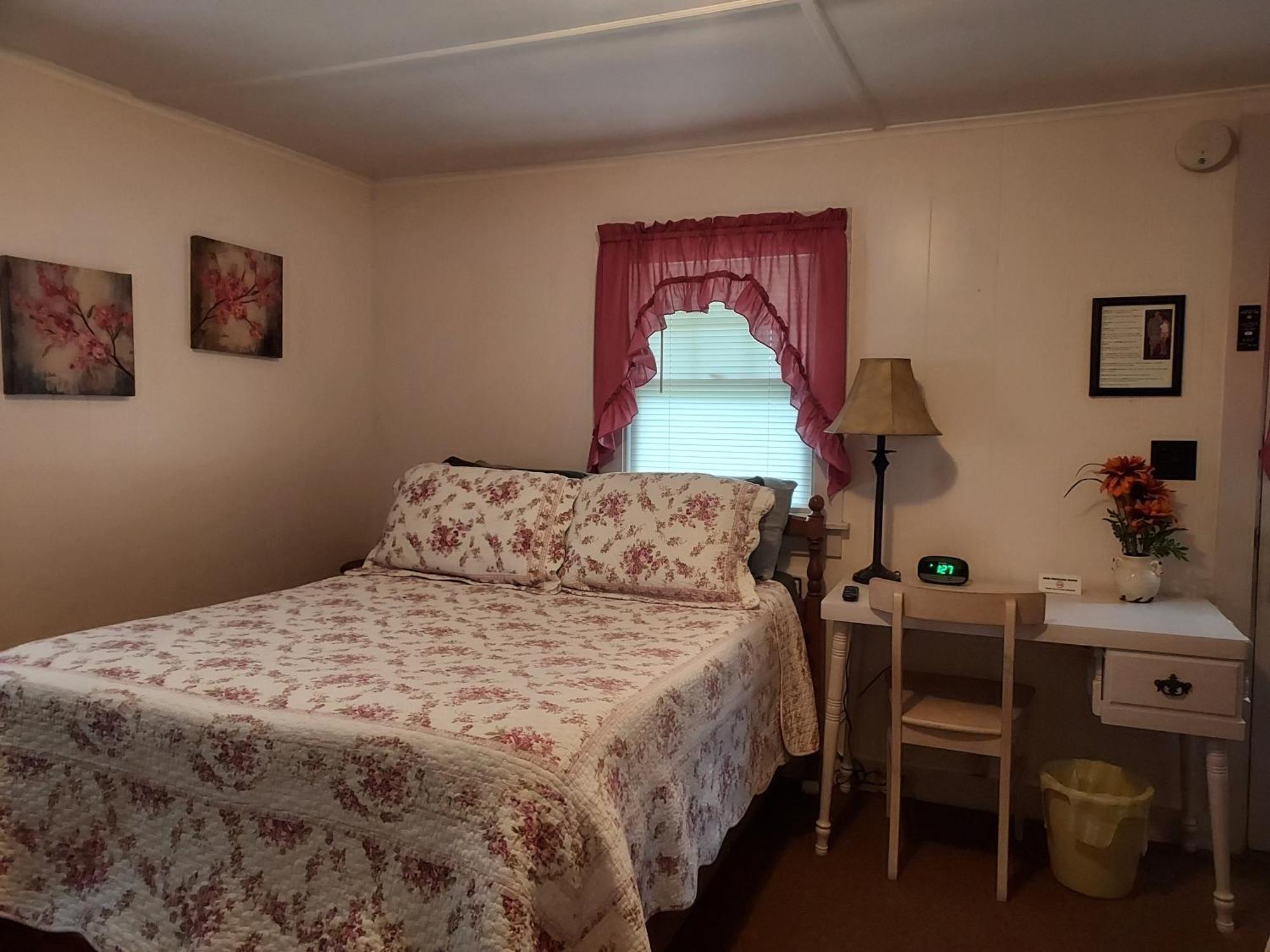 Serenity Motel Shaftsbury Buitenkant foto